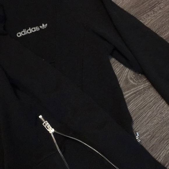 adidas Other - Vintage adidas sweater with side zippers trefoil